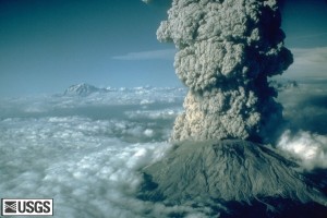 MSH80_eruption_mount_st_helens_plume_07-22-80_med